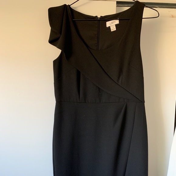 Loft Chic Little Black Dress - Picture 6 of 6